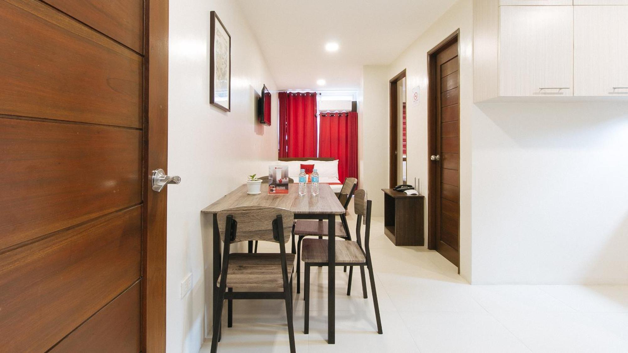 RedDoorz near Fernwoods Garden Quezon City Exterior foto