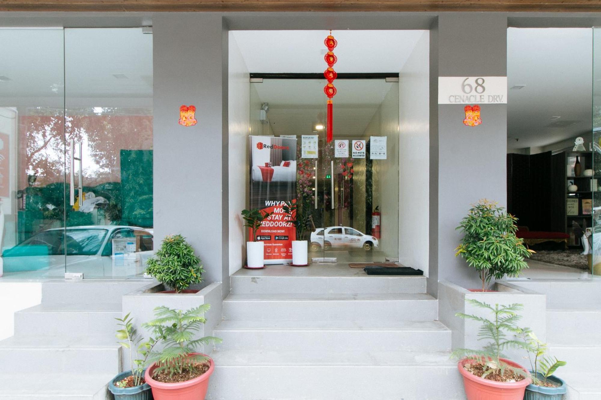 RedDoorz near Fernwoods Garden Quezon City Exterior foto